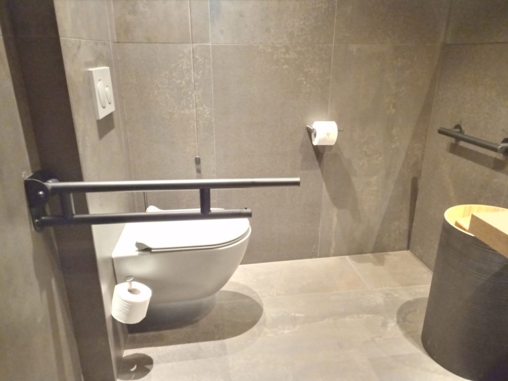 Öffentliches Rollstuhl WC